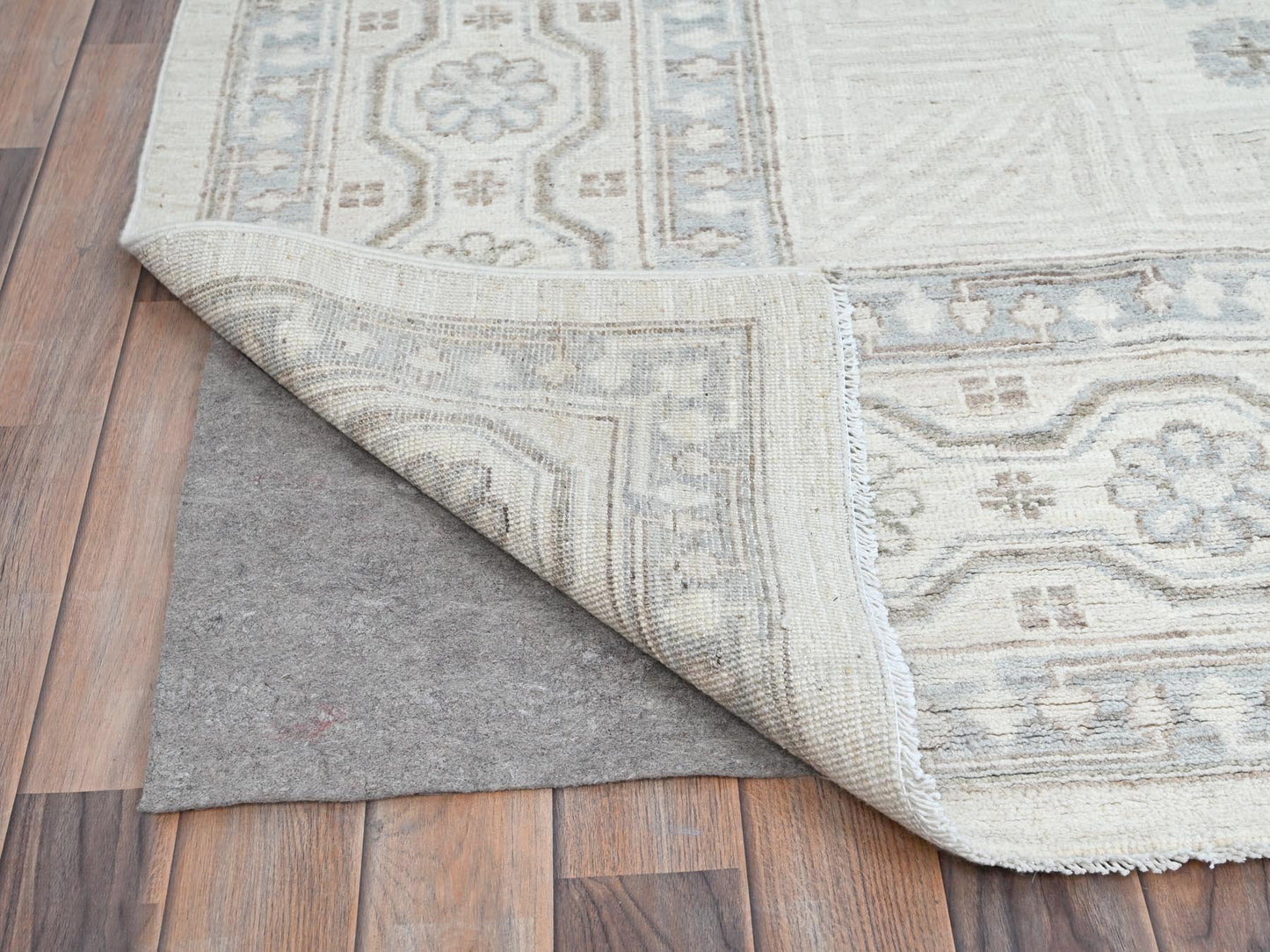 Fine Peshawar Ivory 10'x14'